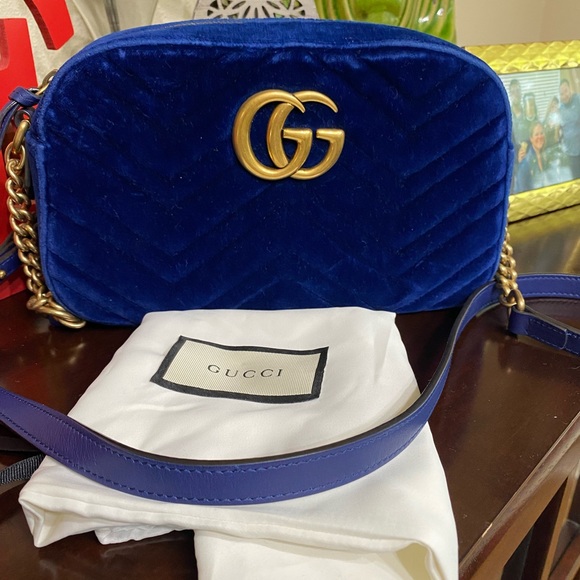 Gucci Handbags - Gucci Marmont Velvet